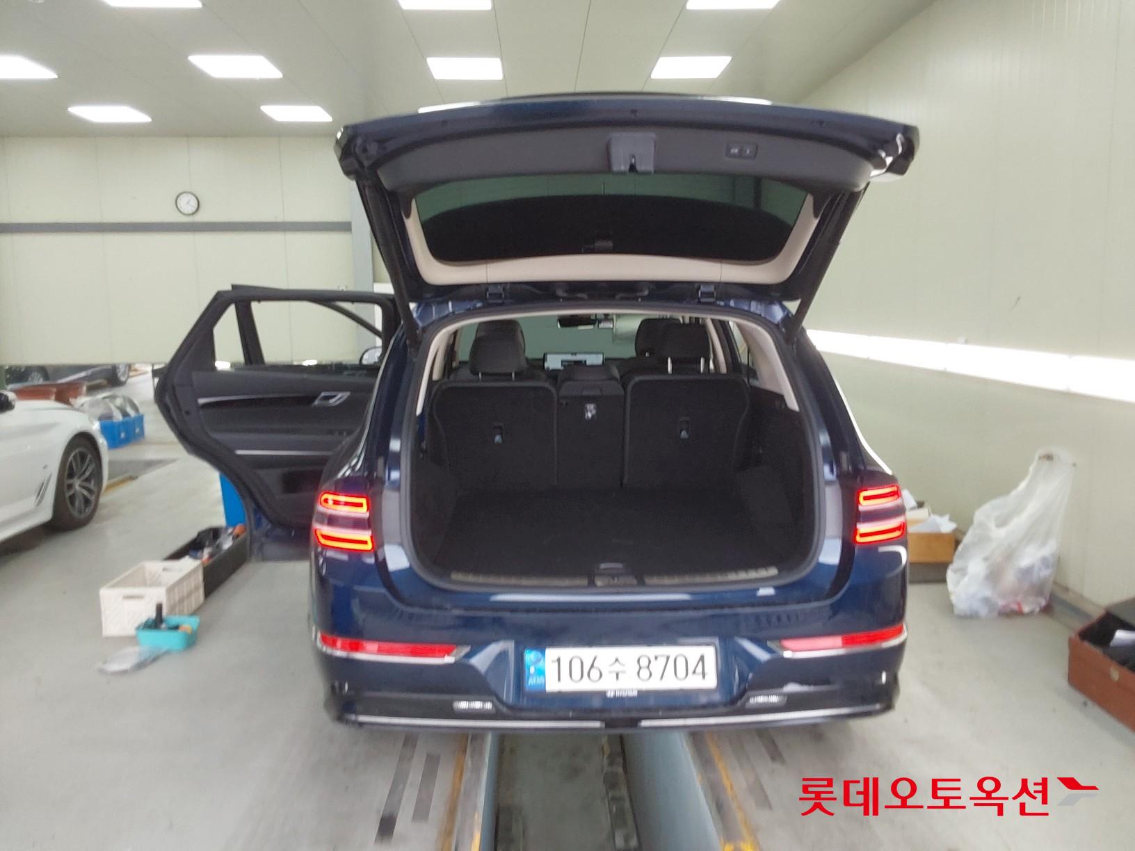 جينسس جي في 80