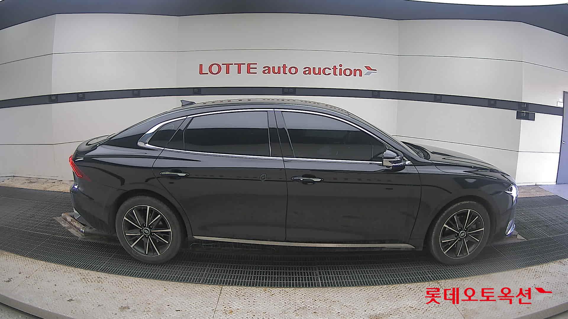 2023 - Hyundai GRANDEUR