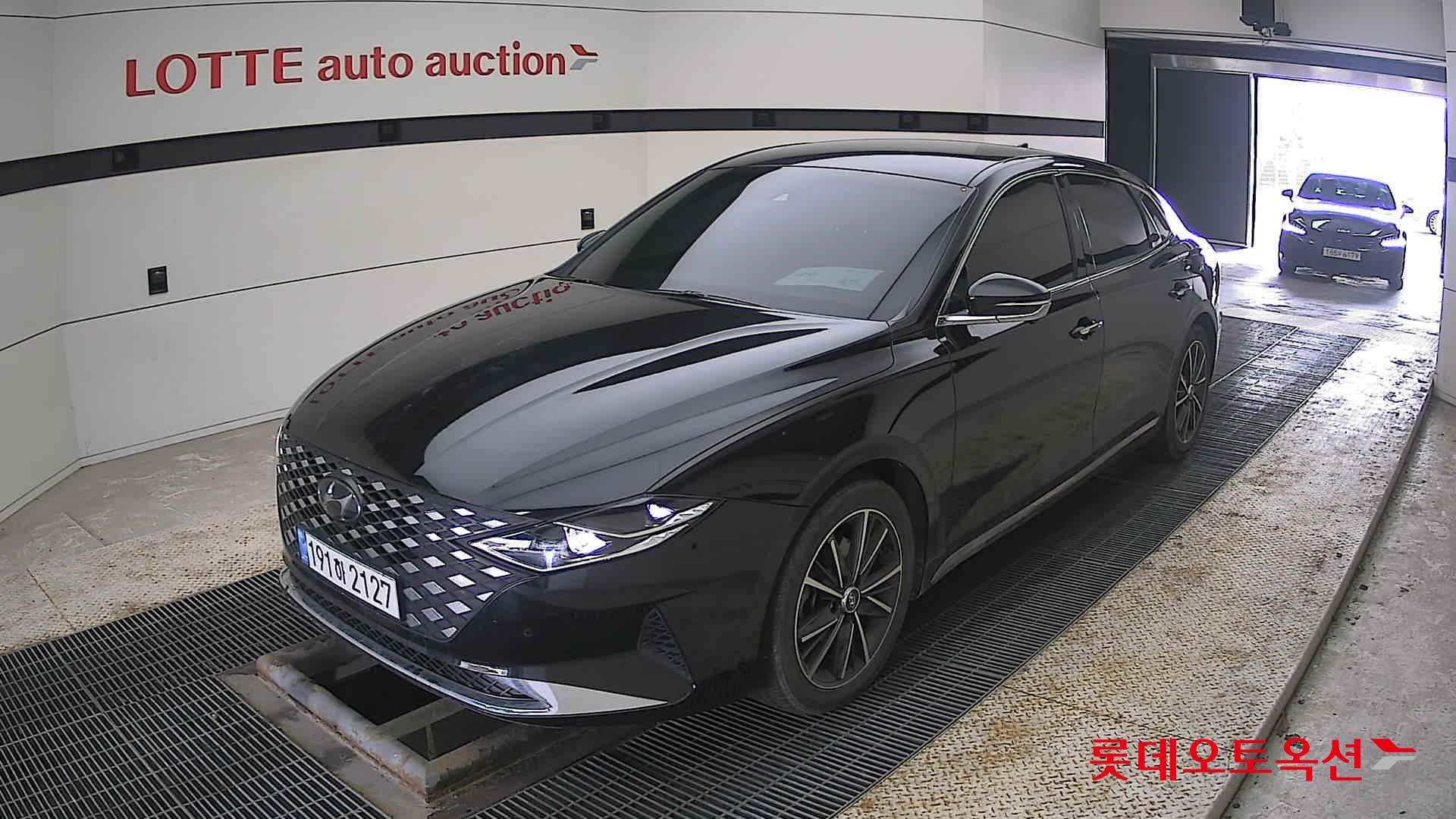 2023 - Hyundai GRANDEUR