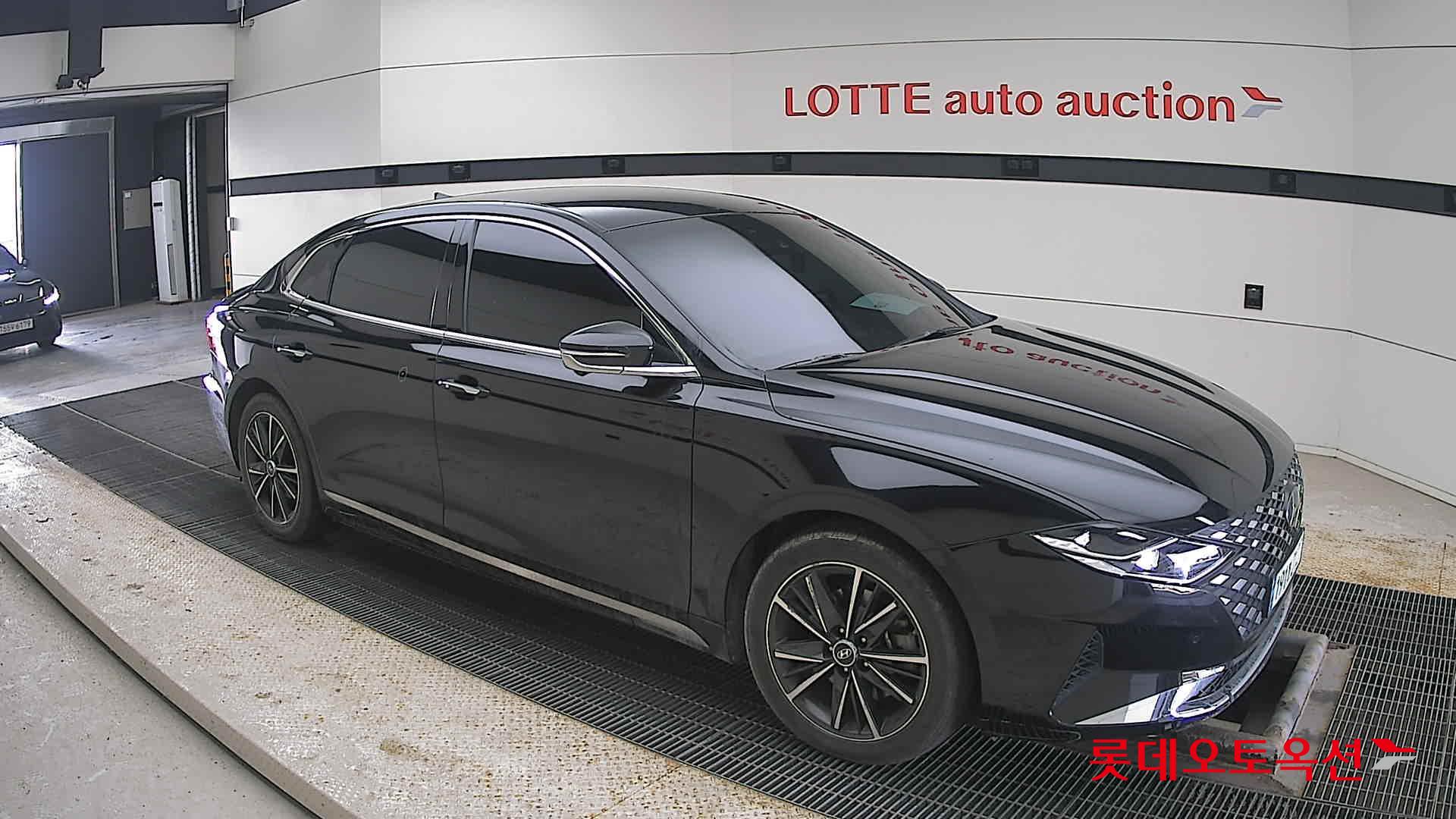 2023 - Hyundai GRANDEUR