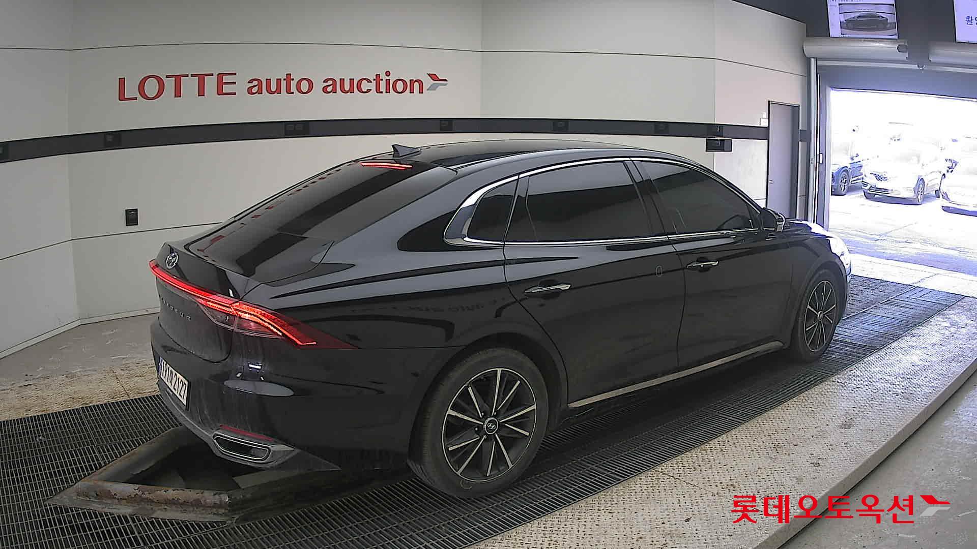 2023 - Hyundai GRANDEUR