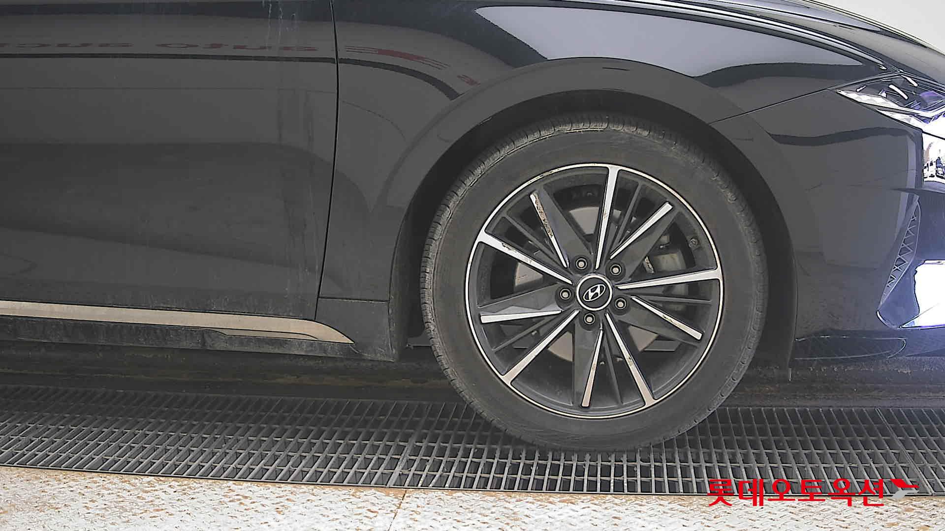 2023 - Hyundai GRANDEUR