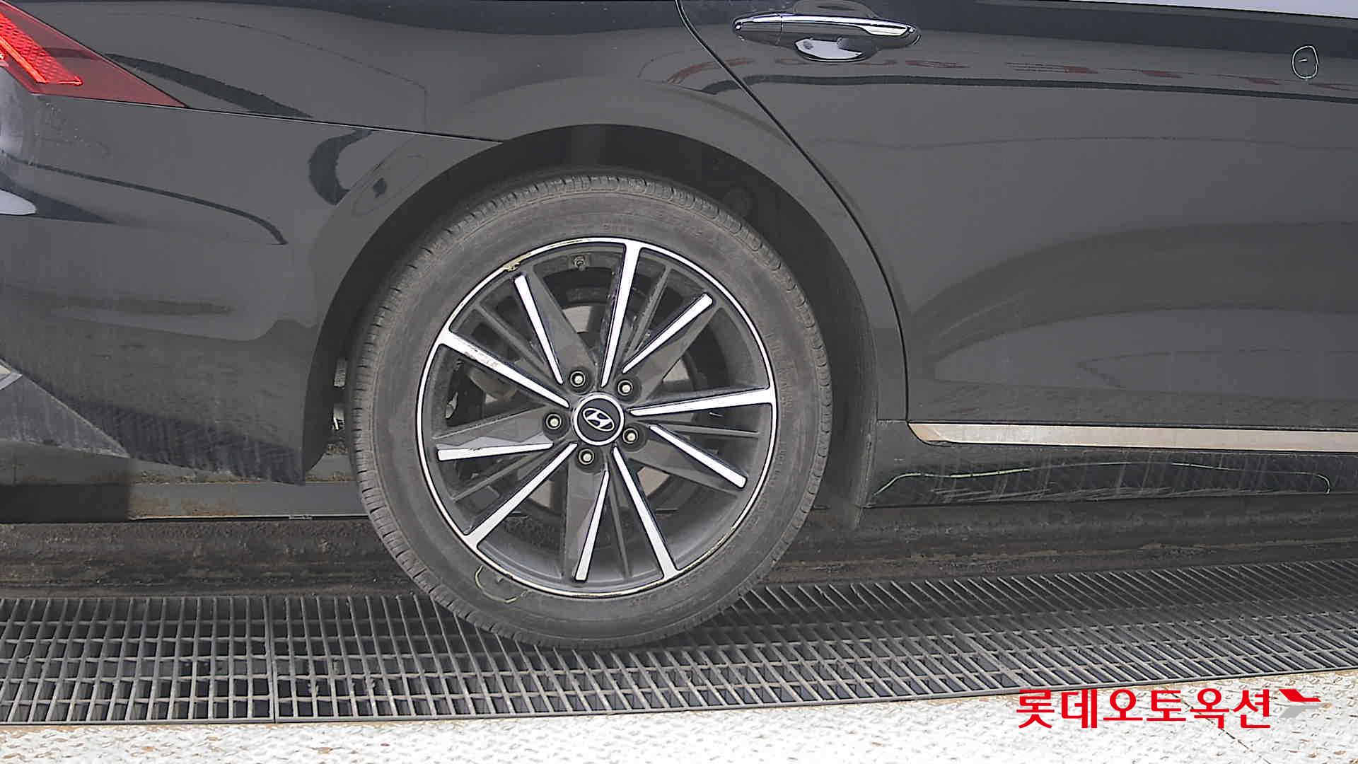 2023 - Hyundai GRANDEUR