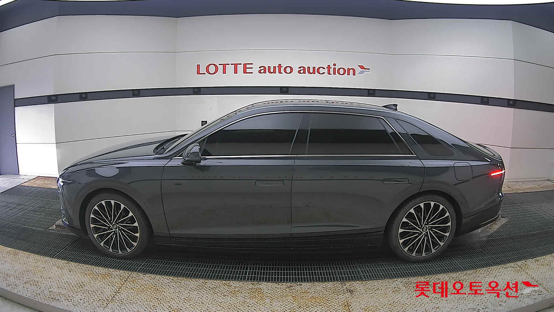 هيونداي أزيرا