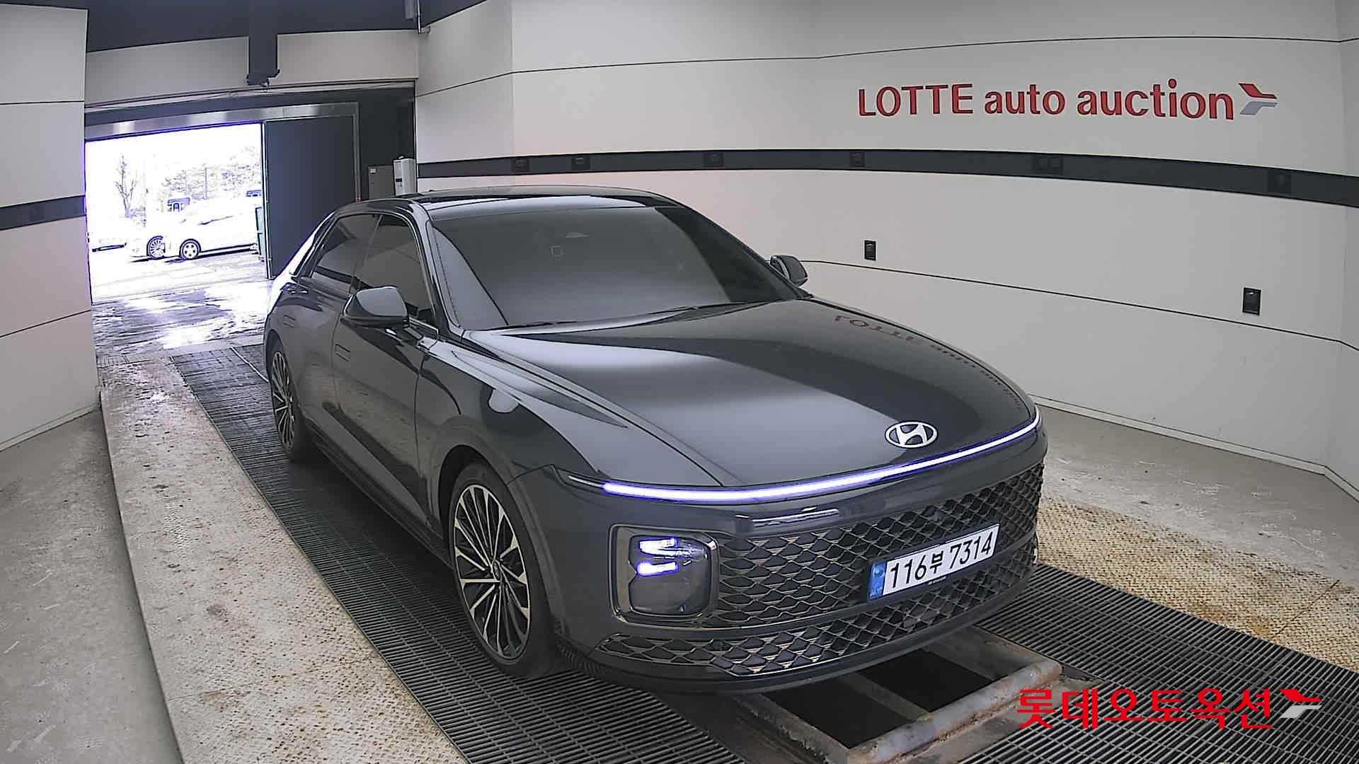 هيونداي أزيرا