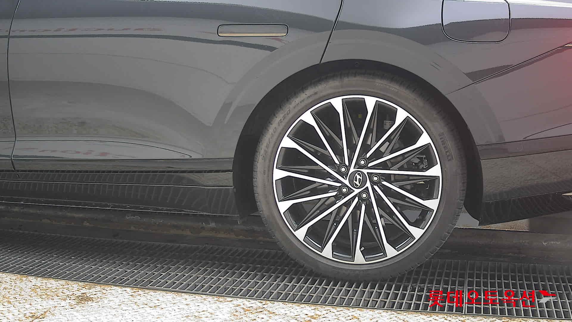 هيونداي أزيرا