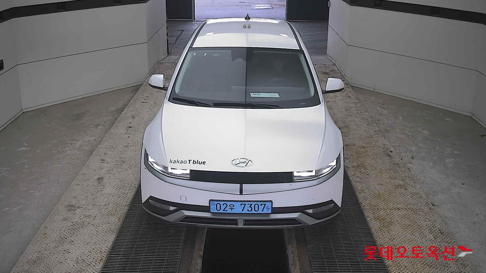 هيونداي أيونيك 5