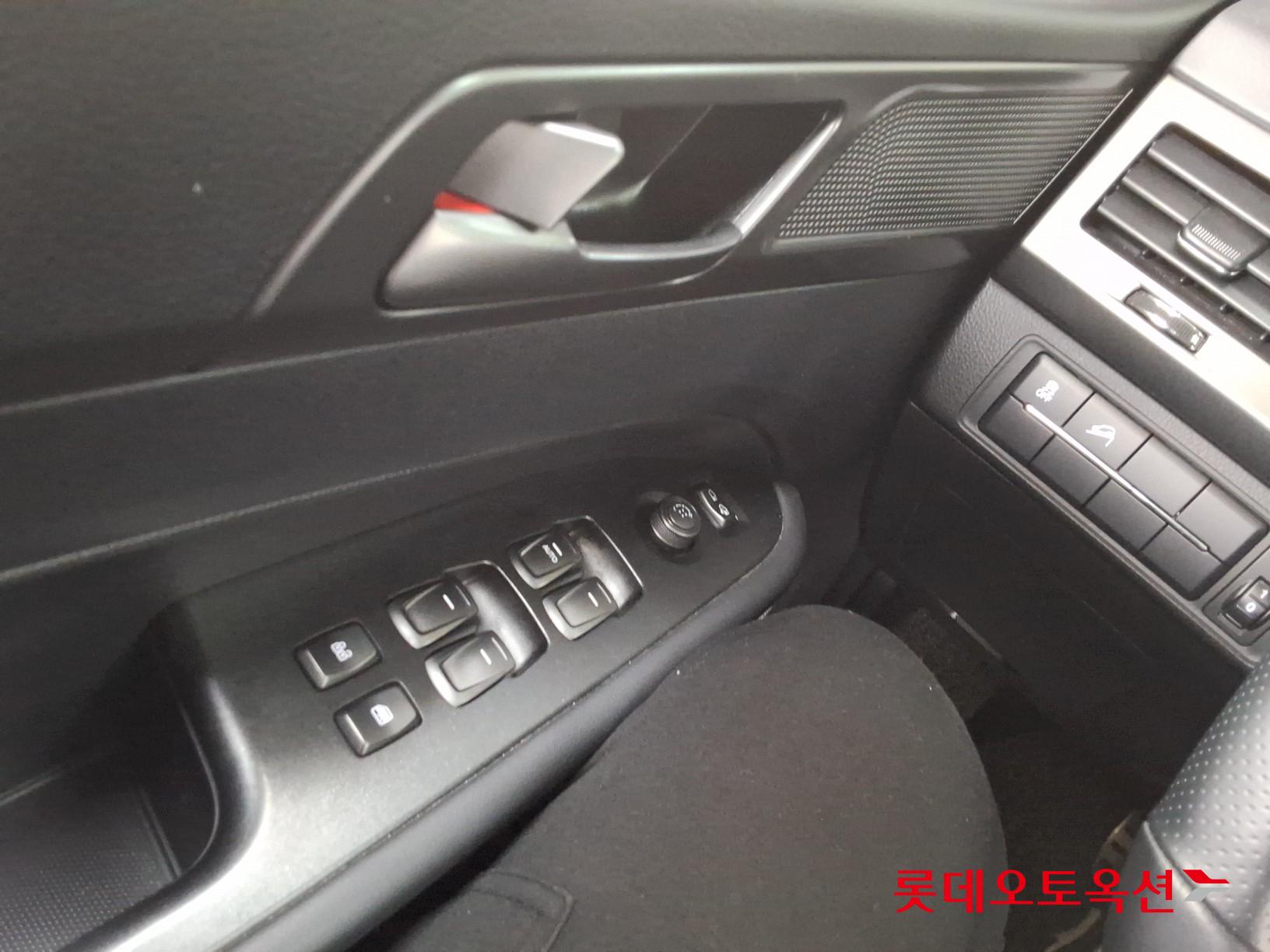 2021 - SsangYong REXTON