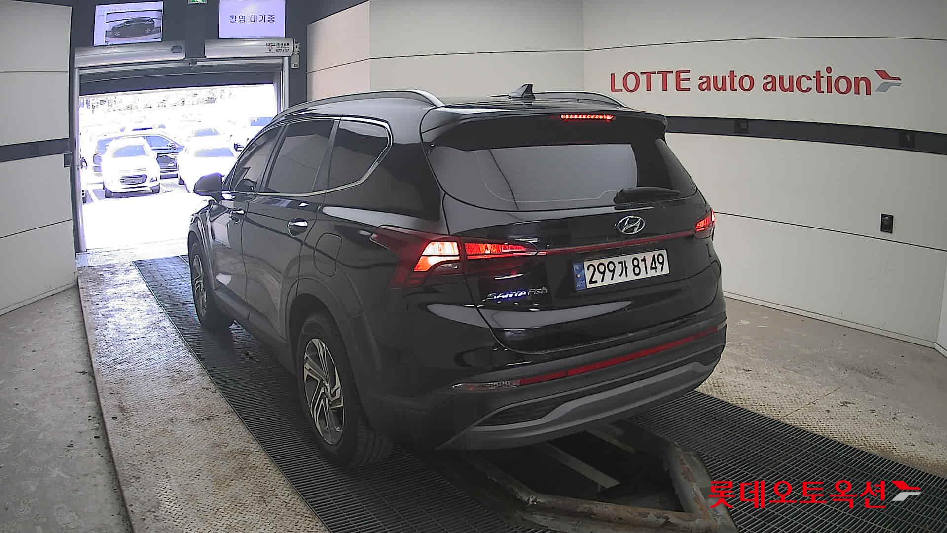 2021 - Hyundai SANTAFE