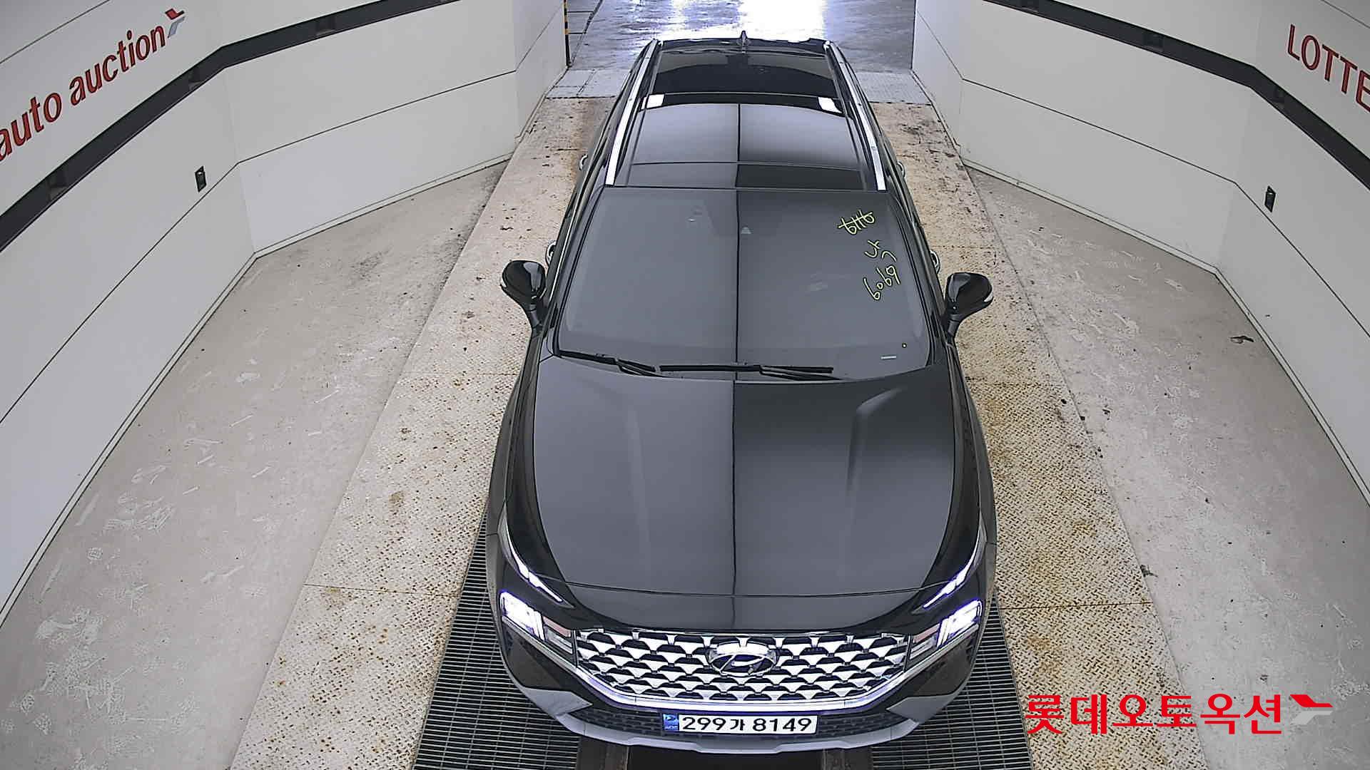 2021 - Hyundai SANTAFE