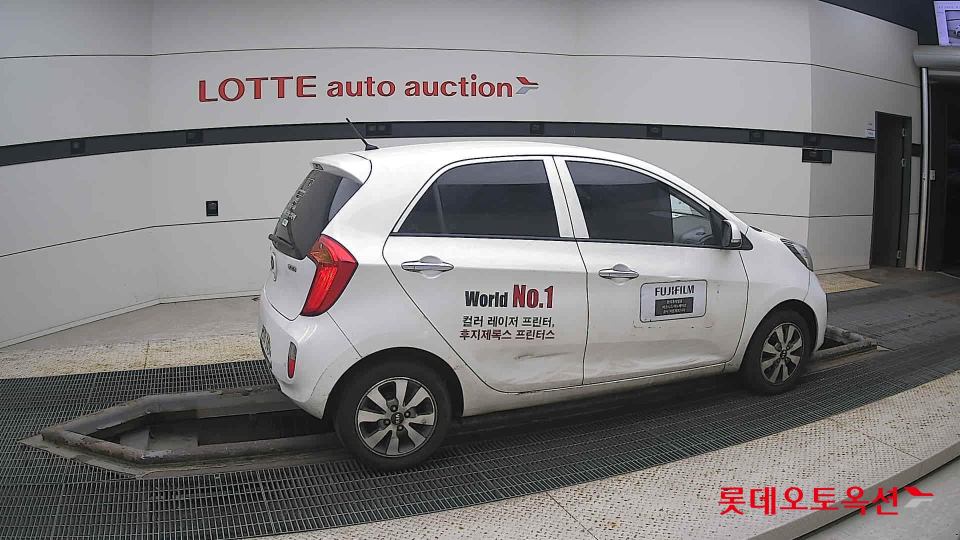 Kia Morning 2015 - Image 20