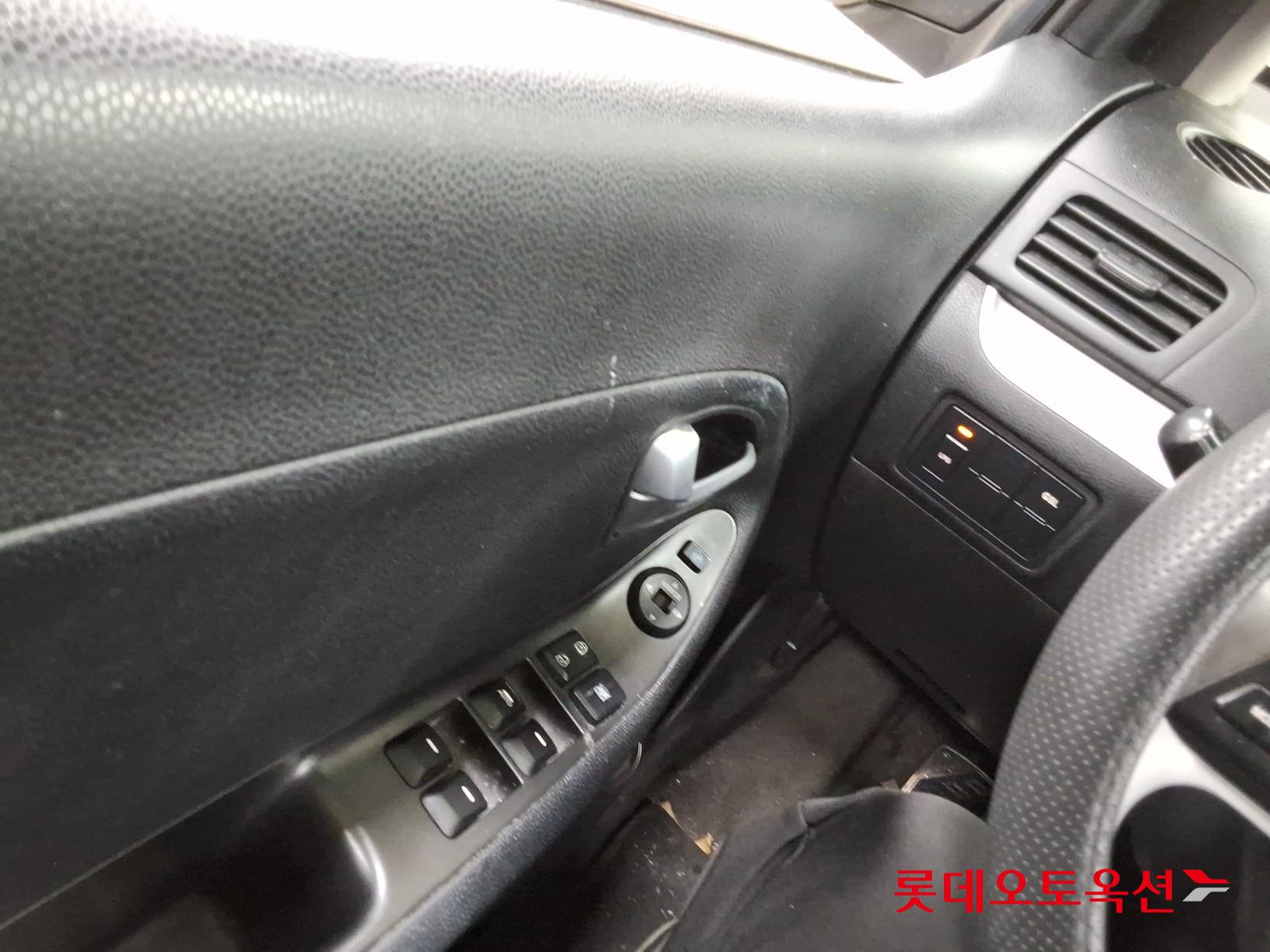 Kia Morning 2015 - Image 29