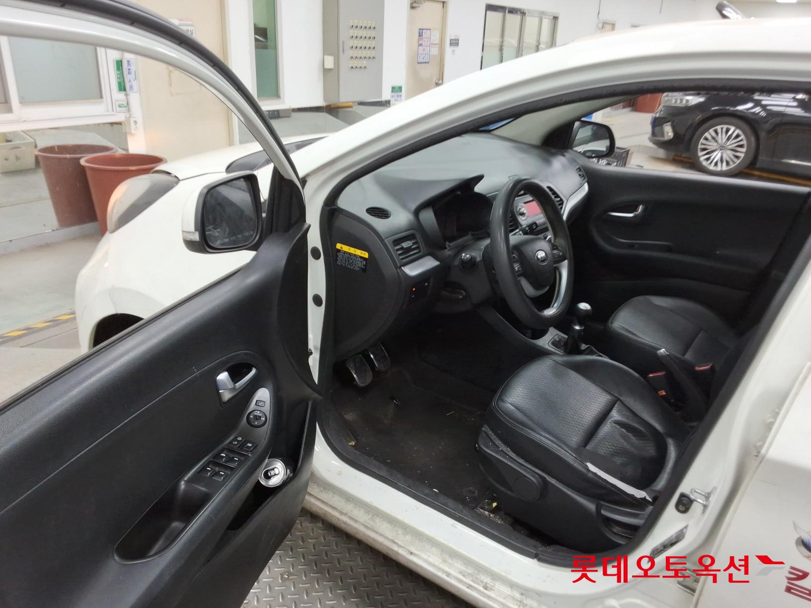 Kia Morning 2015 - Image 34