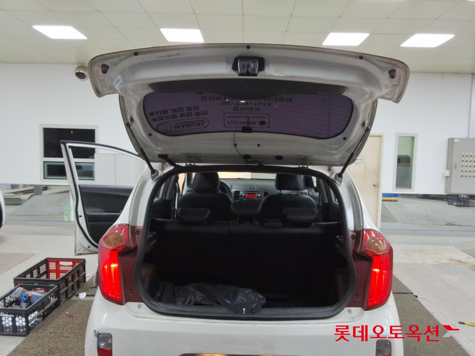 Kia Morning 2015 - Image 9