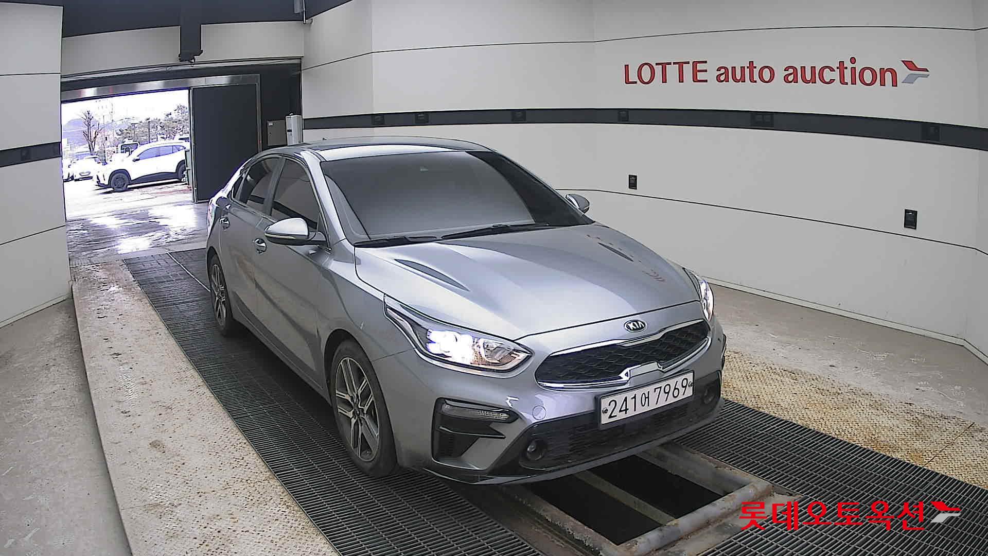 Kia K3 2020 - Image 24