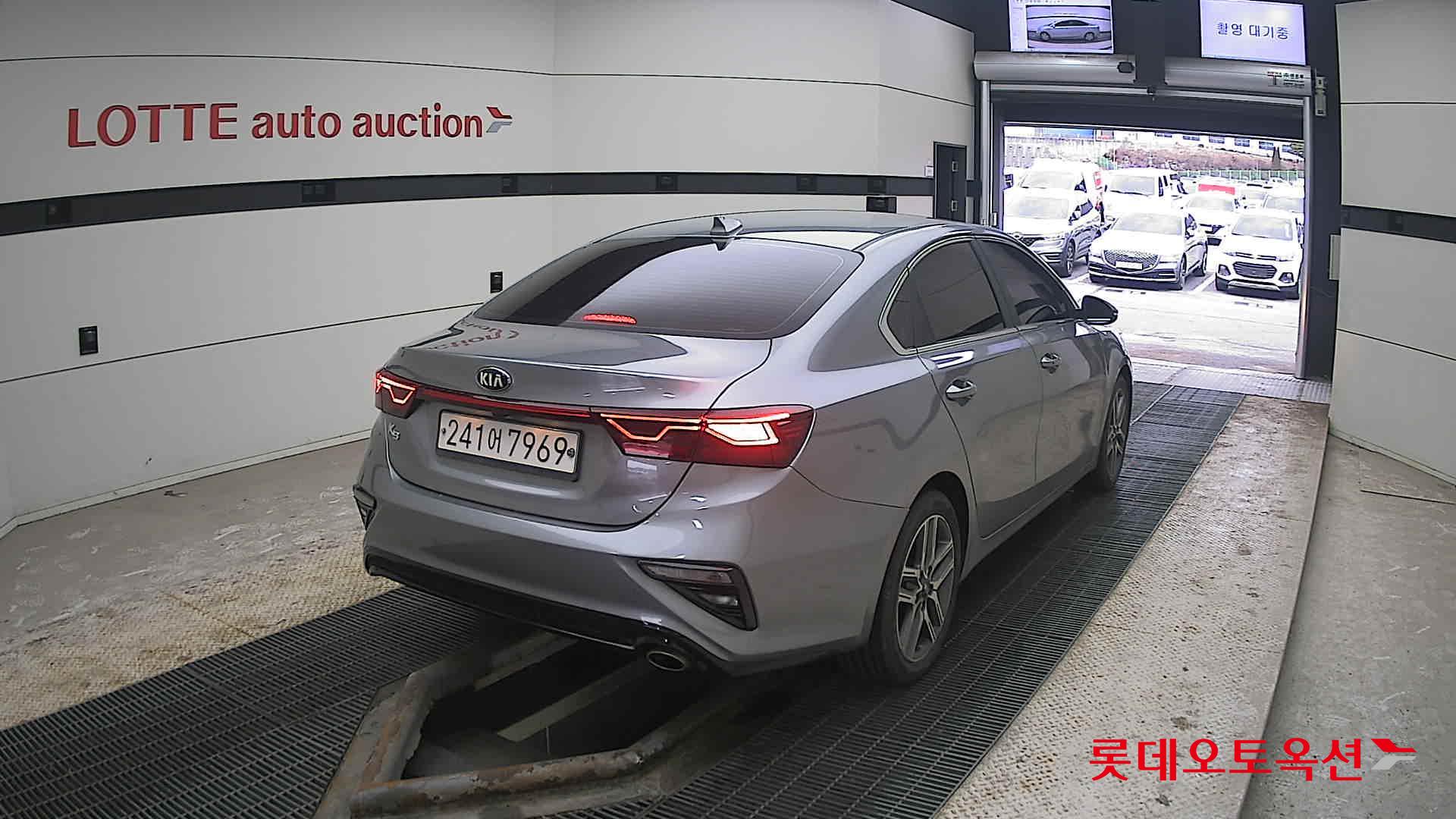 Kia K3 2020 - Image 18