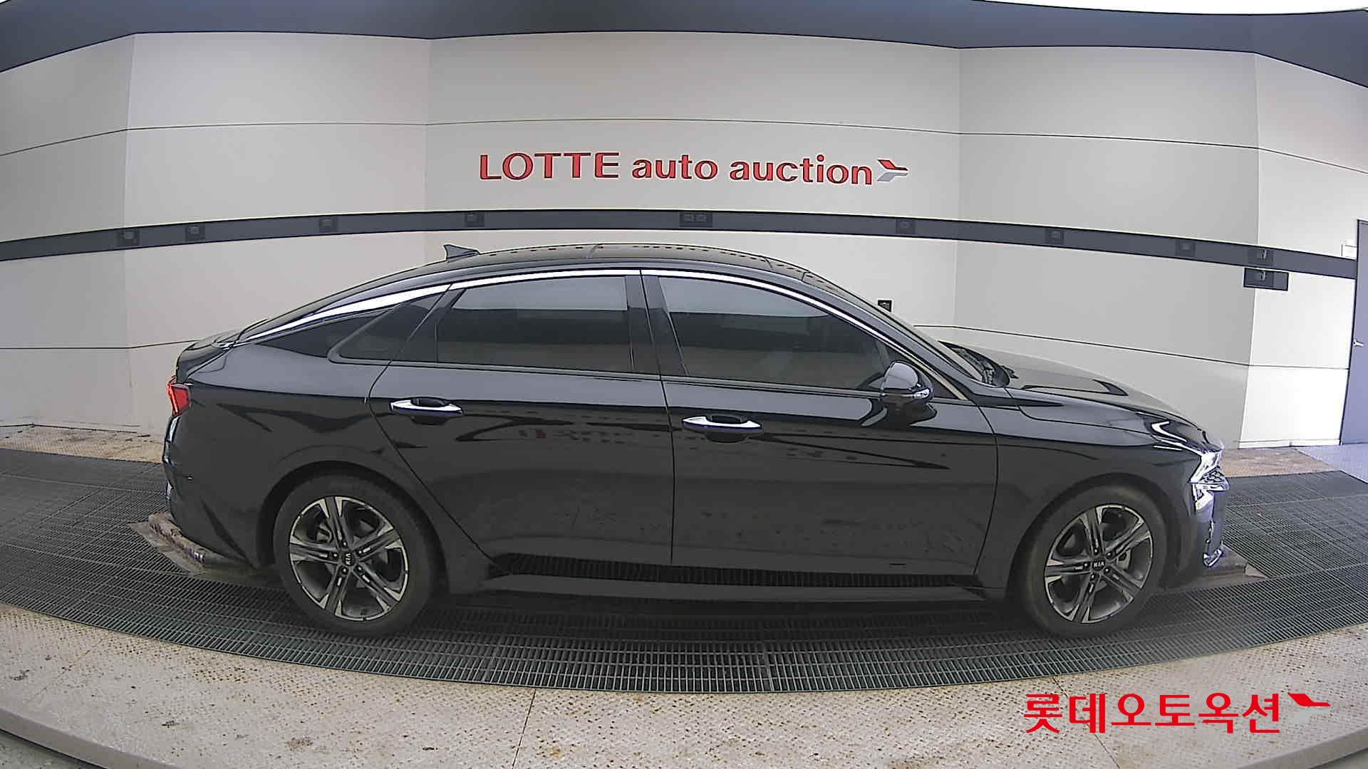 كيا K5 2021 - صورة 21