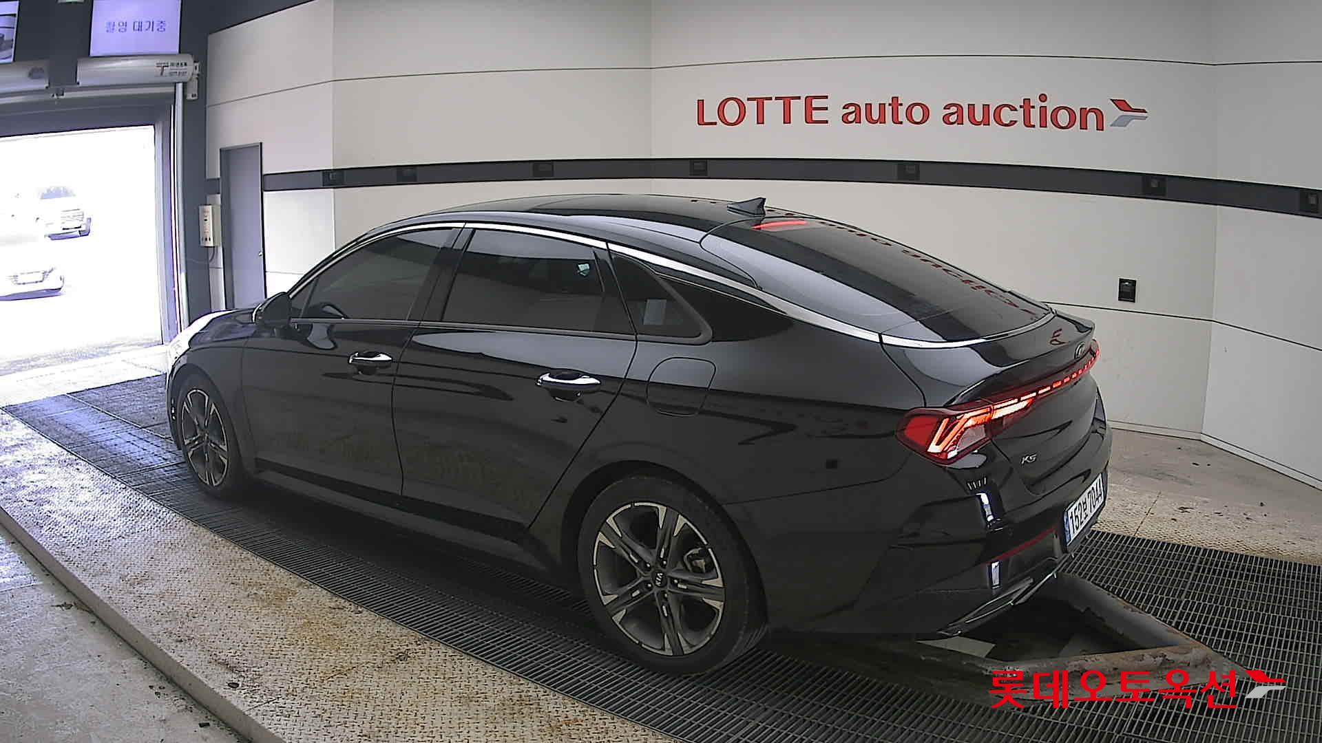 كيا K5 2021 - صورة 15