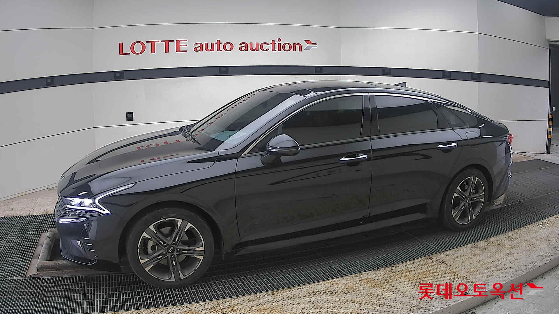 كيا K5 2021 - صورة 12