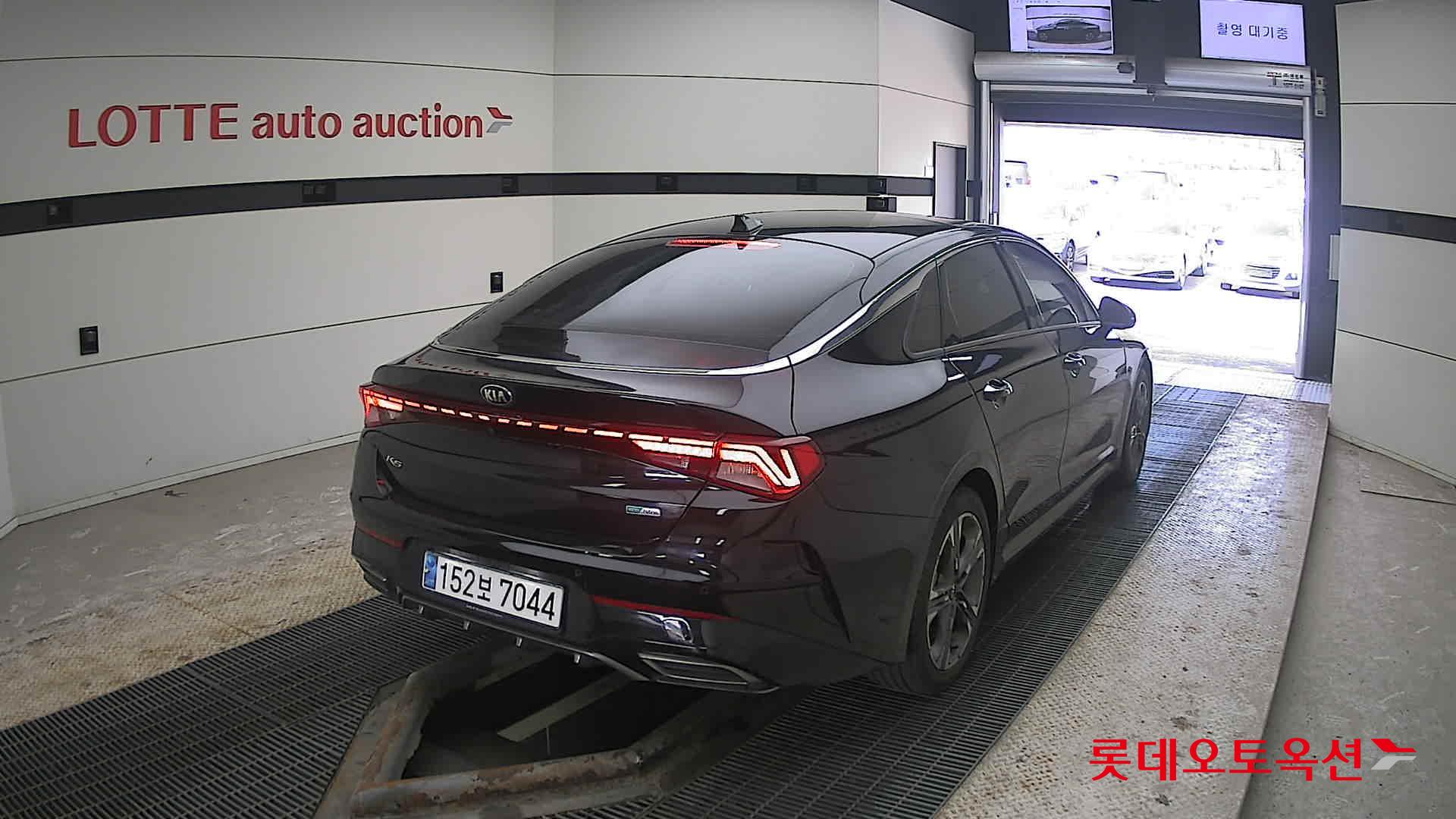 كيا K5 2021 - صورة 18