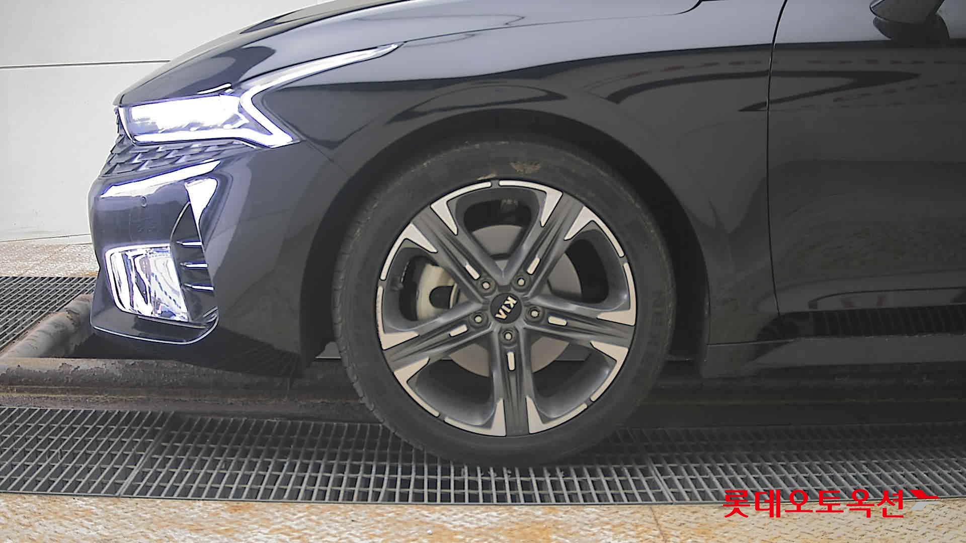 كيا K5 2021 - صورة 25