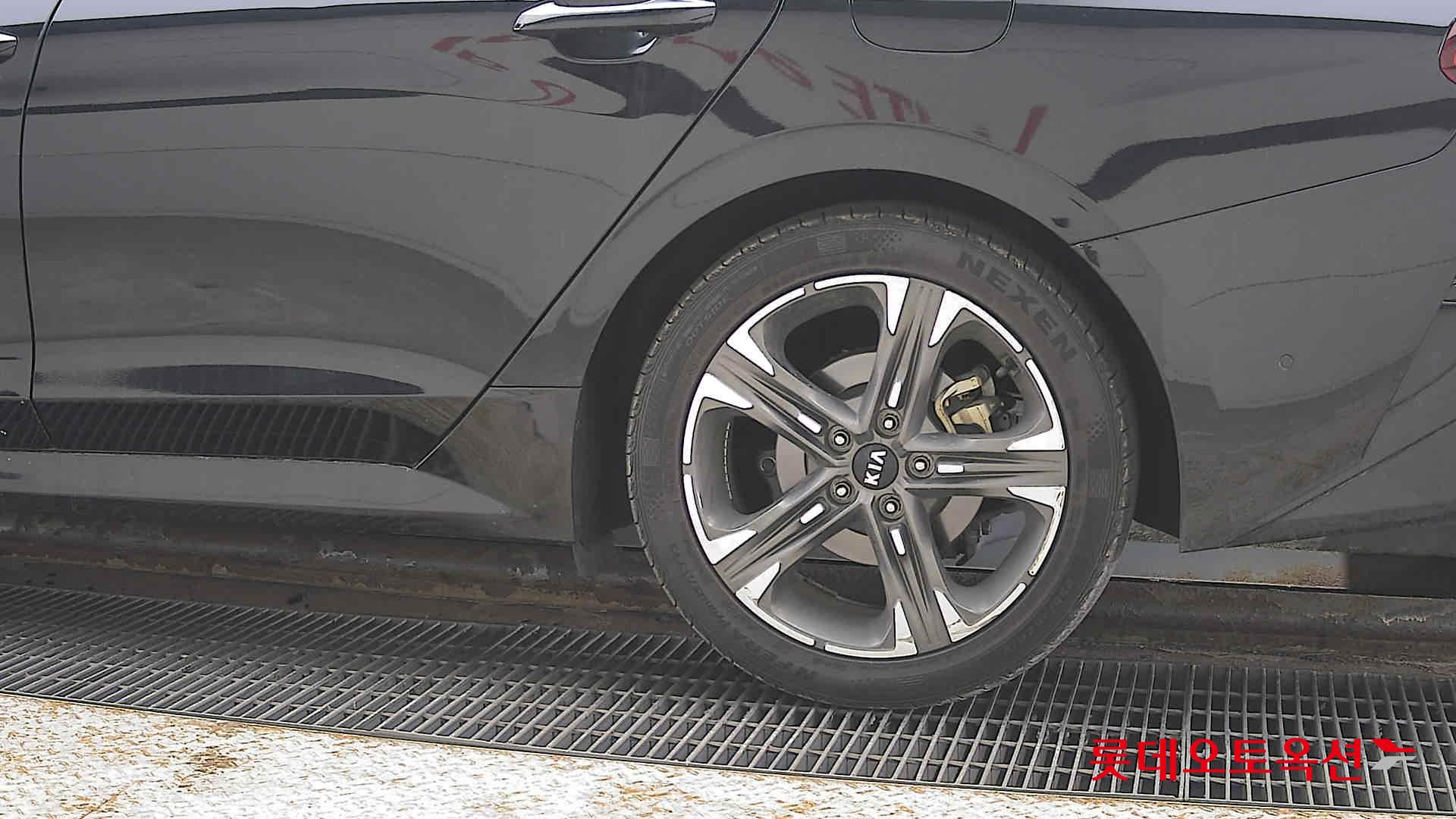 كيا K5 2021 - صورة 26