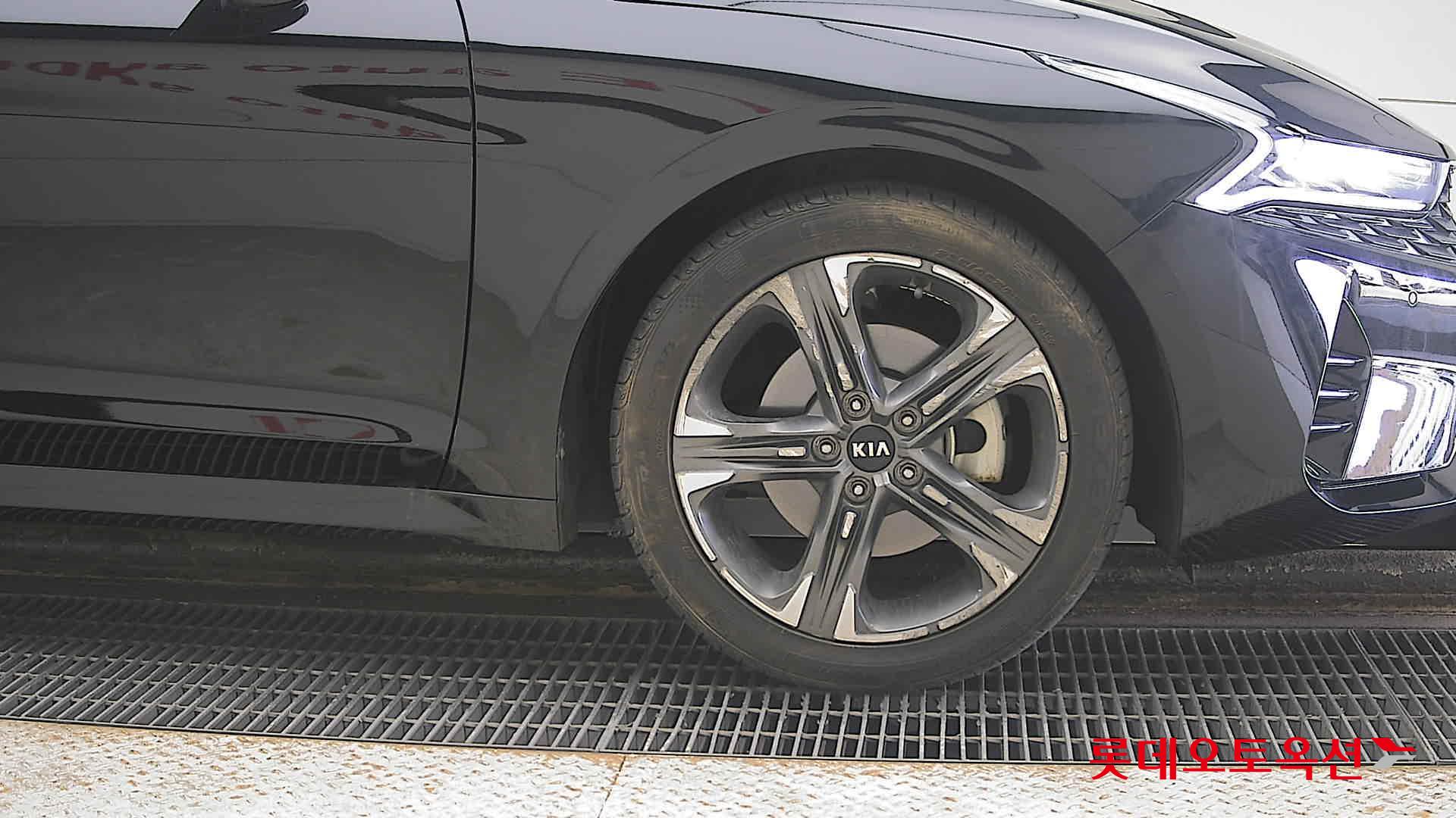 كيا K5 2021 - صورة 27