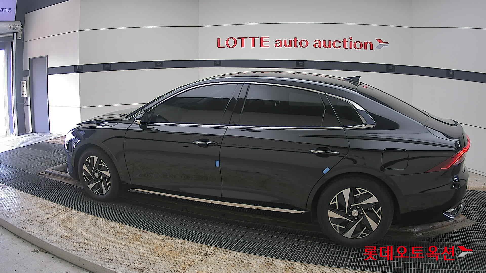 Hyundai Grandeur 2020 - Image 14