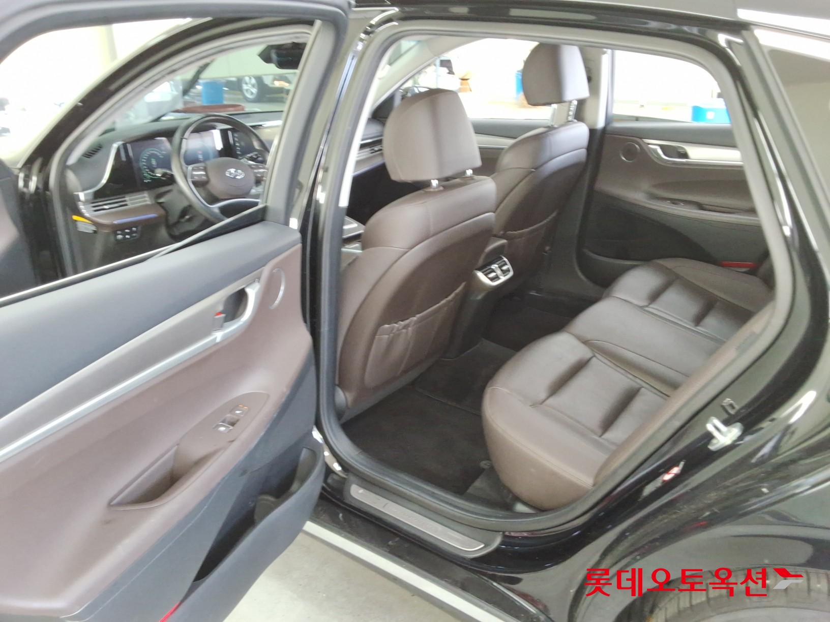 Hyundai Grandeur 2020 - Image 36