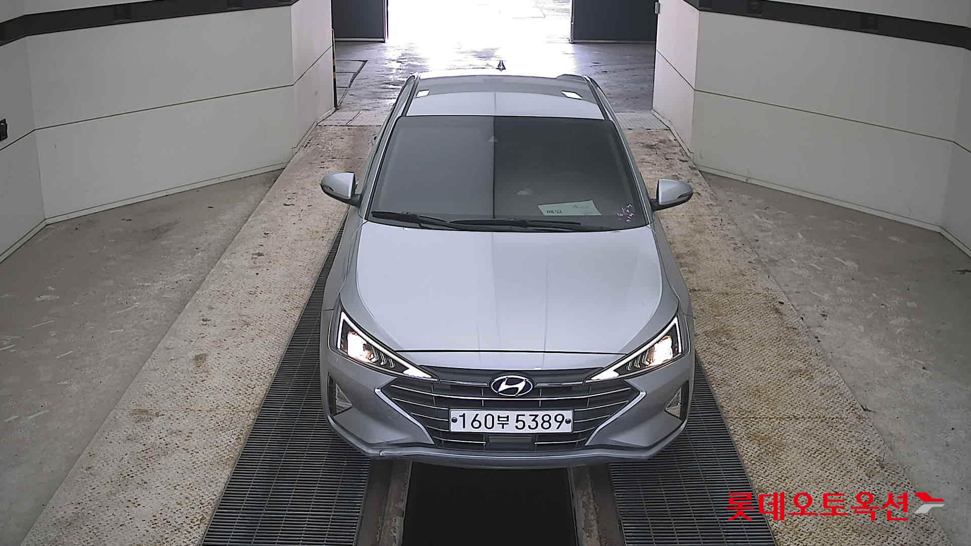 هيونداي إلانترا