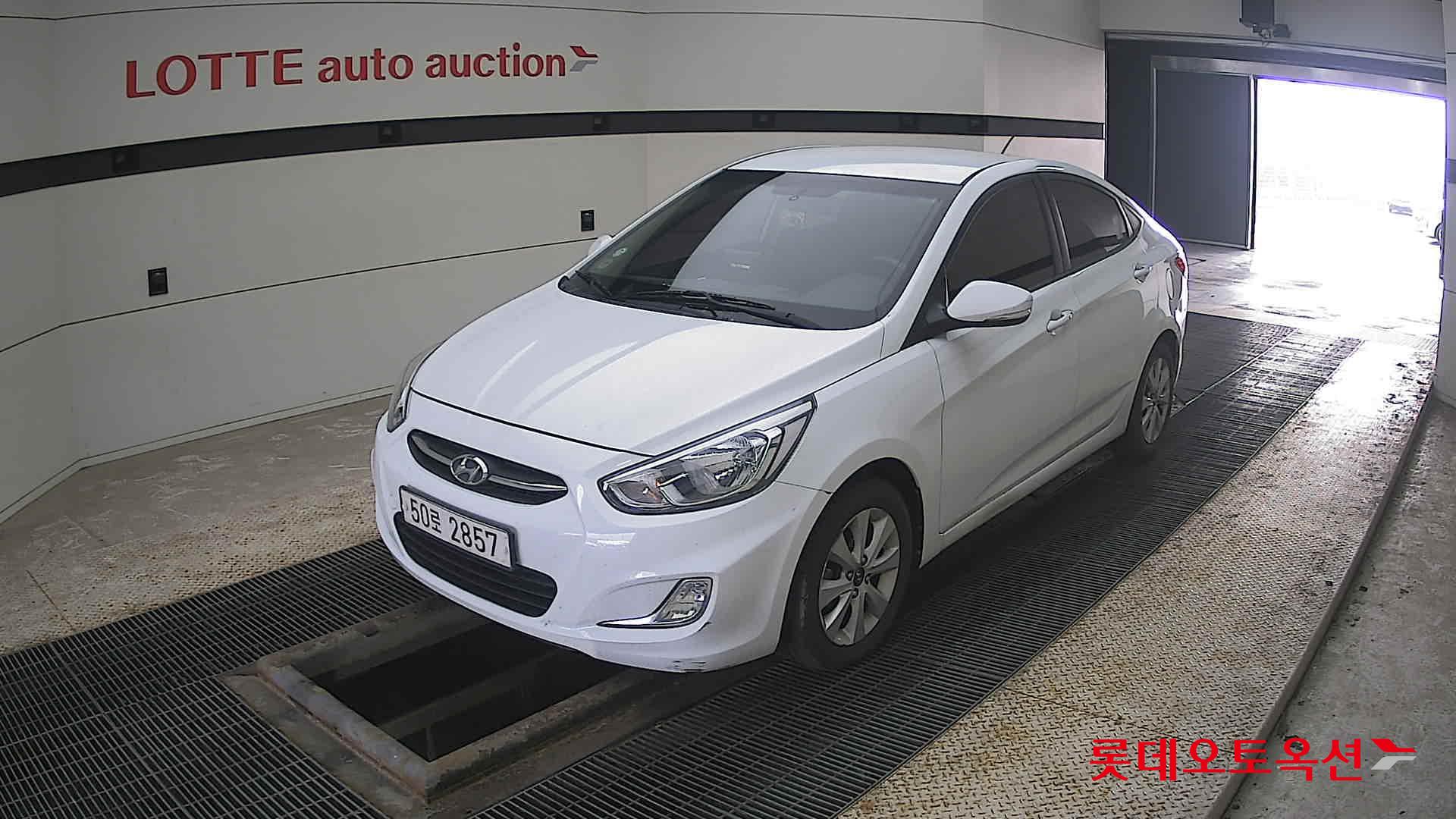 هيونداي أكسنت 2016 - صورة 3