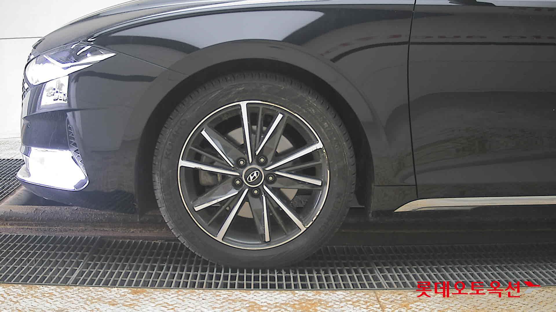 Hyundai Grandeur 2020 - Image 25