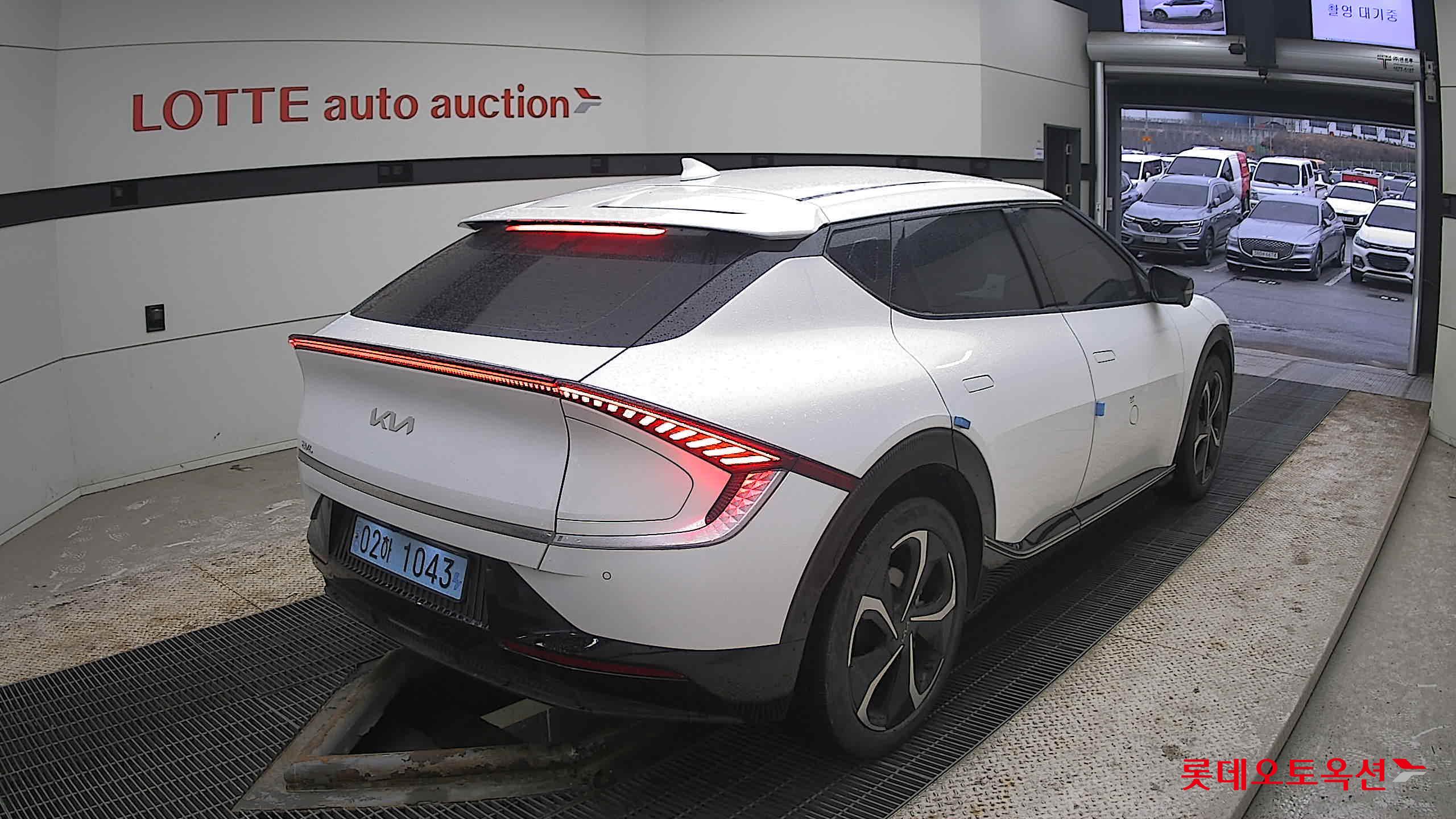 كيا EV6 2023 - صورة 5