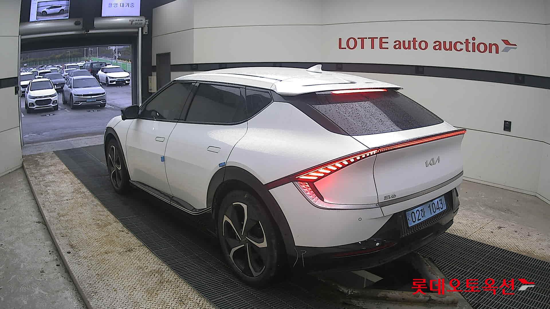 كيا EV6 2023 - صورة 4