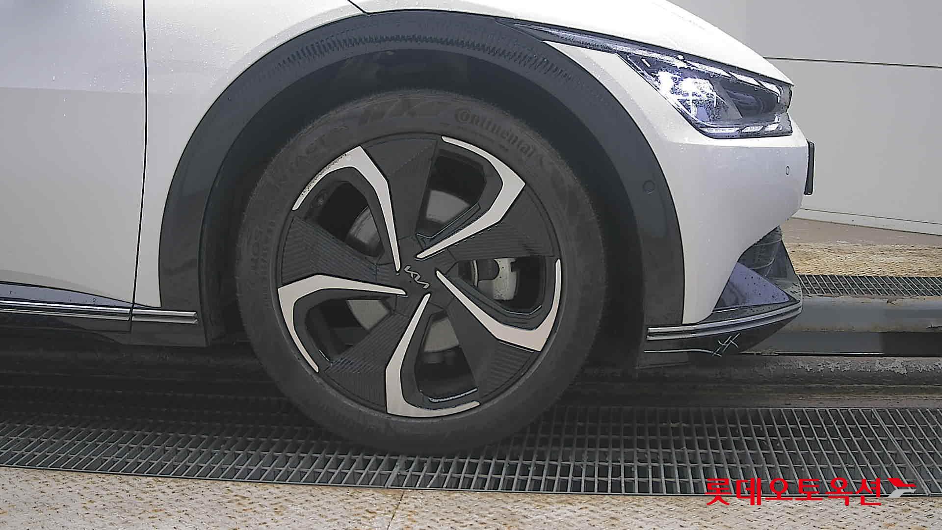 كيا EV6 2023 - صورة 27