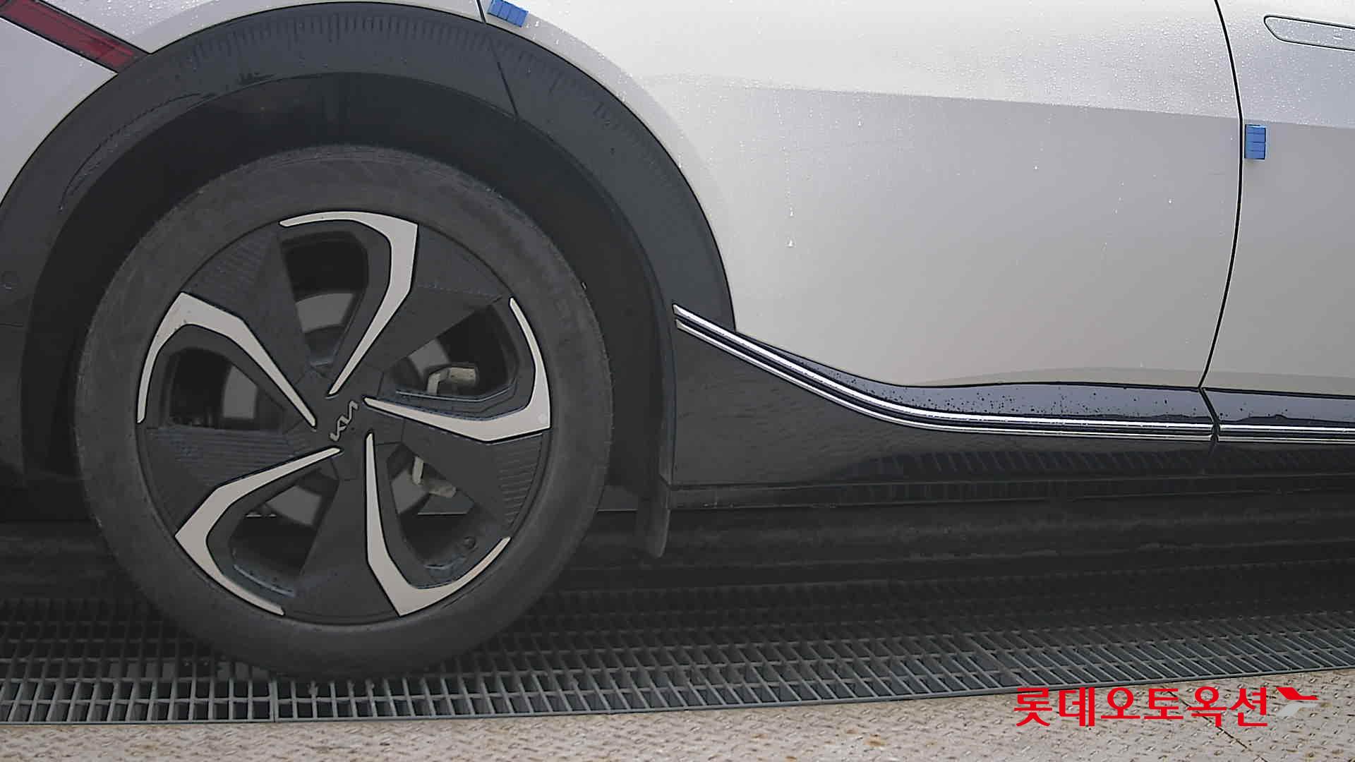 كيا EV6 2023 - صورة 28