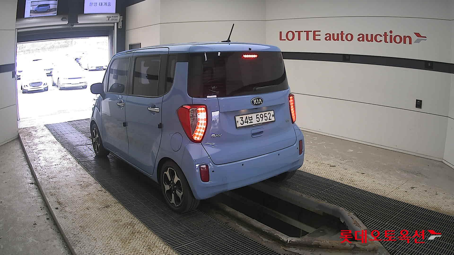 Kia Ray 2013 - Image 4