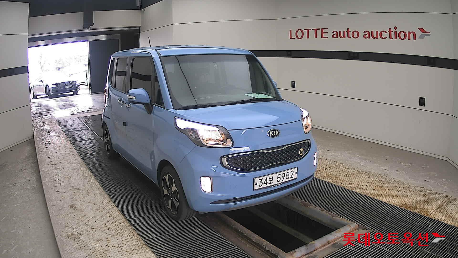 Kia Ray 2013 - Image 24