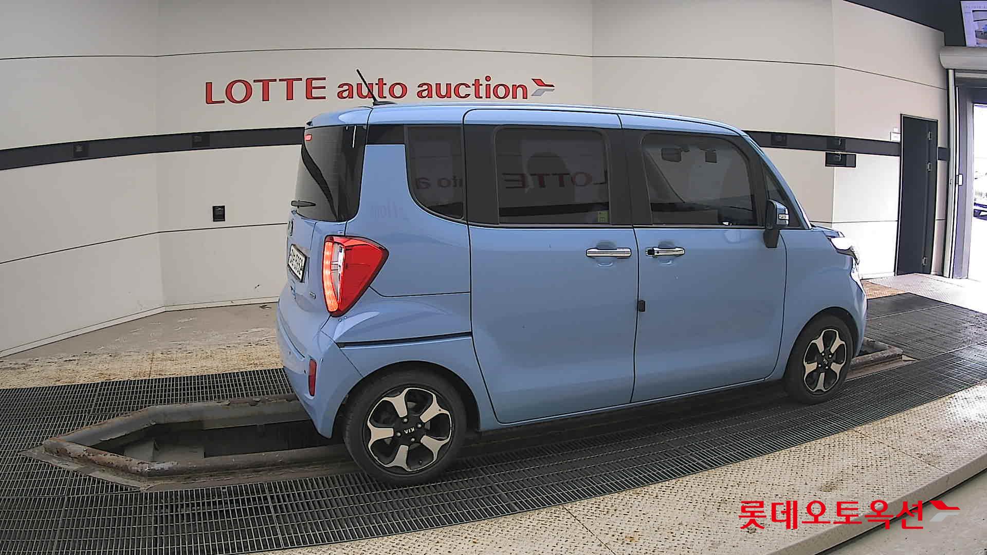 Kia Ray 2013 - Image 20