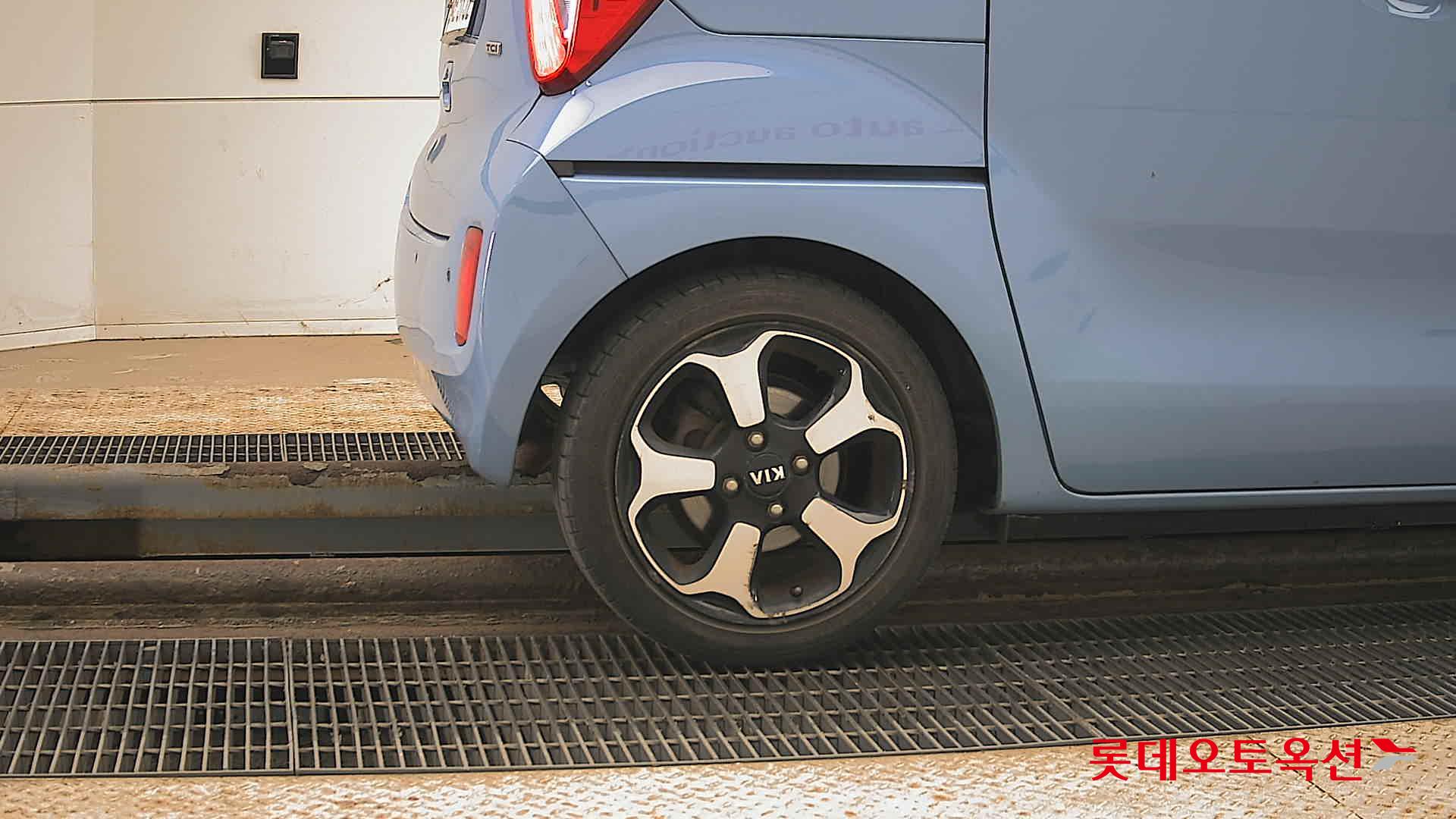 Kia Ray 2013 - Image 28