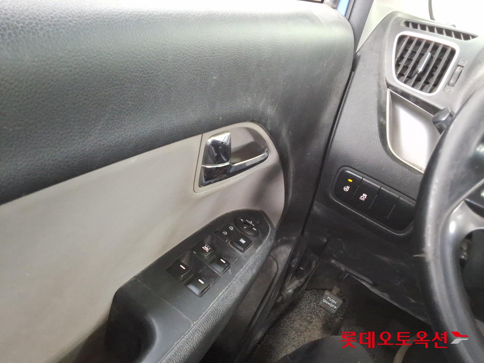 Kia Ray 2013 - Image 29