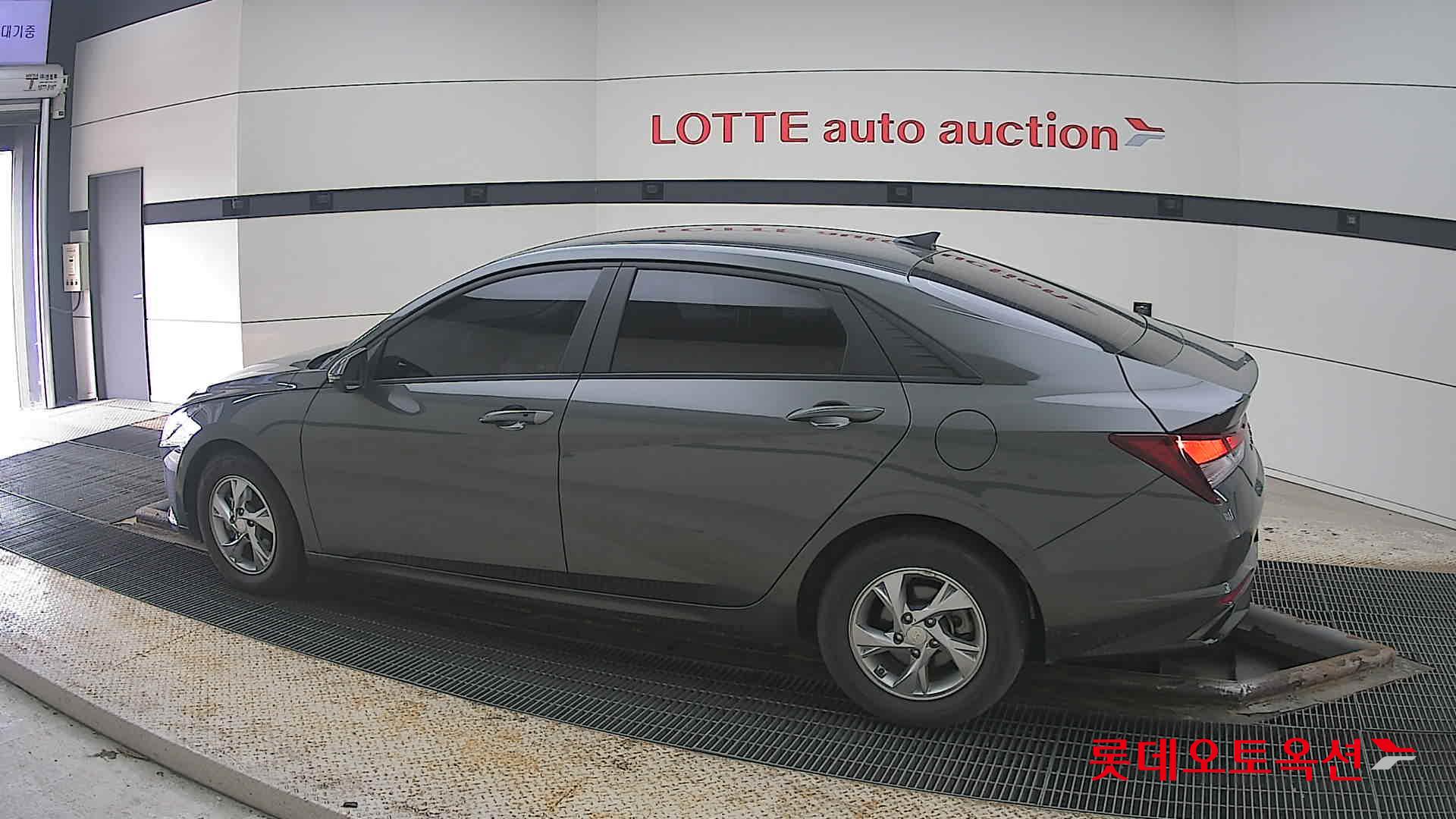 현대자동차 아반떼 2022 - 이미지 14