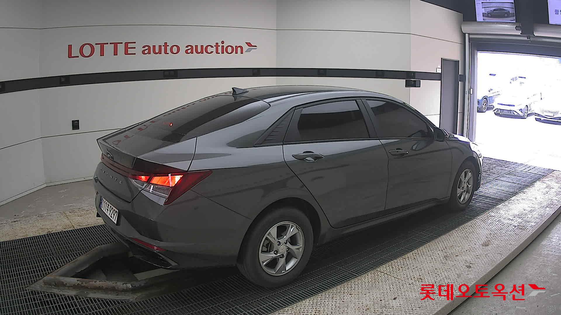 현대자동차 아반떼 2022 - 이미지 19