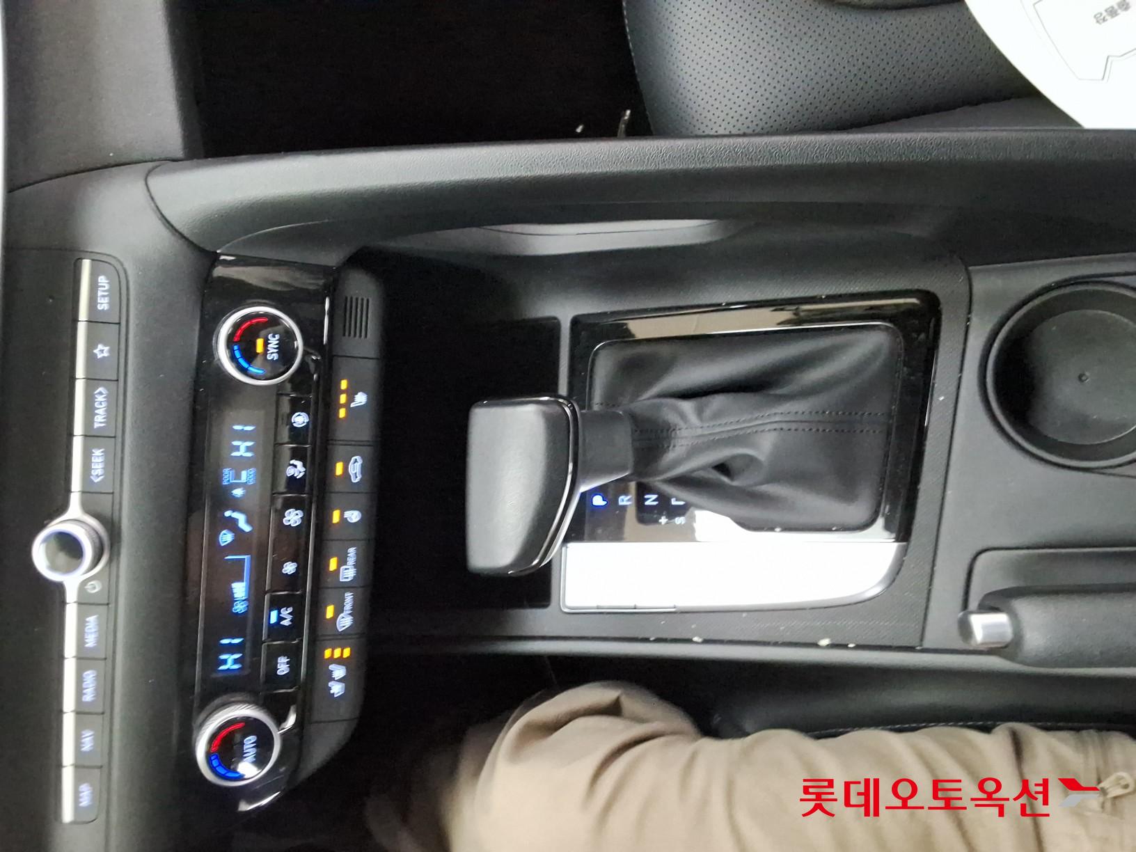 현대자동차 아반떼 2022 - 이미지 32