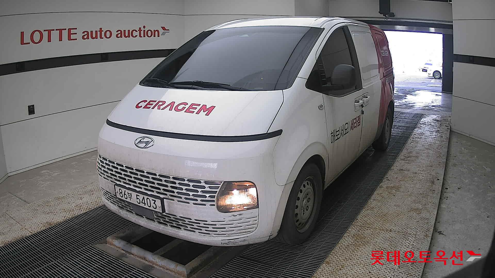 Hyundai Staria 2022 - Image 10