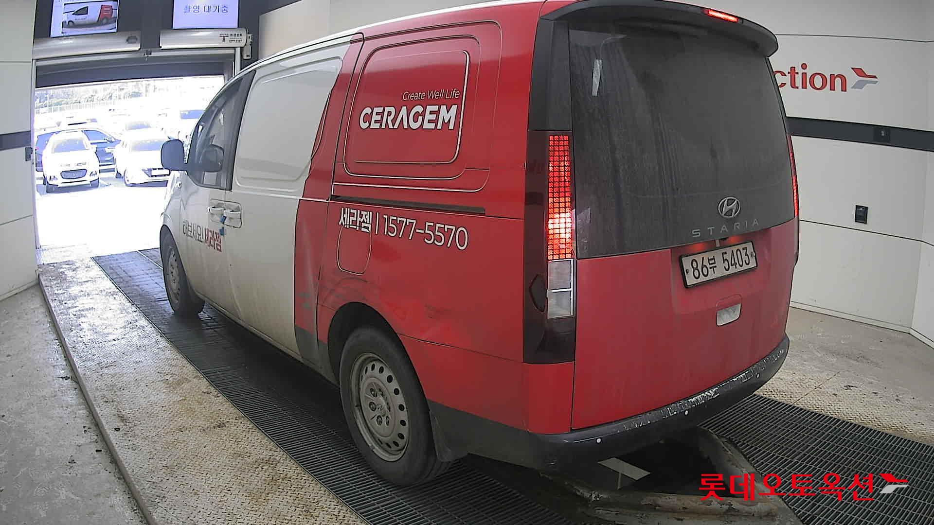 Hyundai Staria 2022 - Image 4