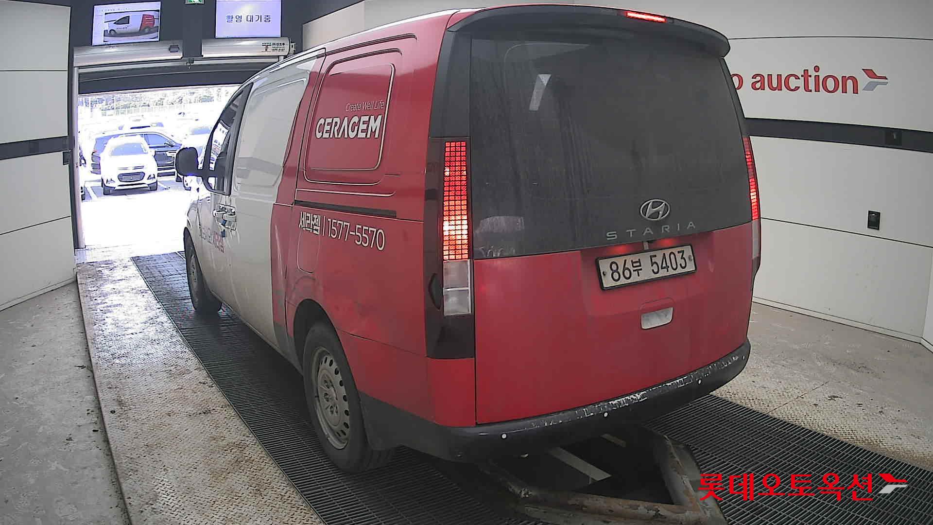 Hyundai Staria 2022 - Image 16