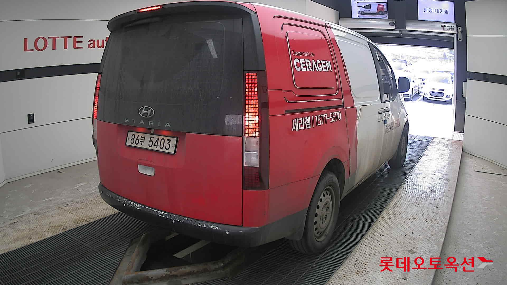 Hyundai Staria 2022 - Image 18