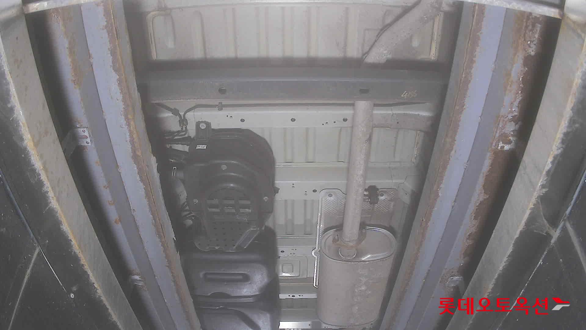 Hyundai Staria 2022 - Image 2