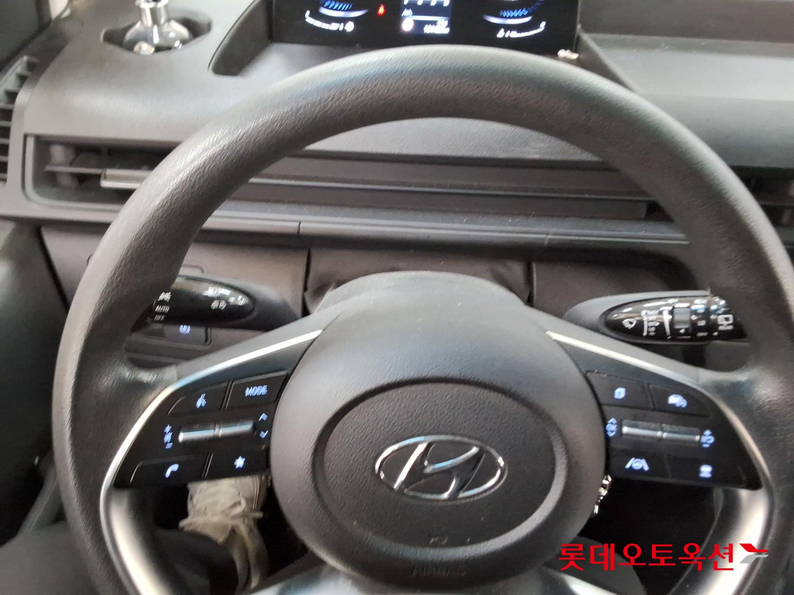 Hyundai Staria 2022 - Image 30